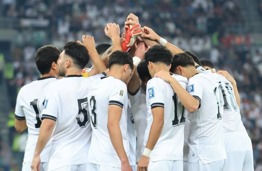 Watch: Iraq team bus leaves player behind! (Video)